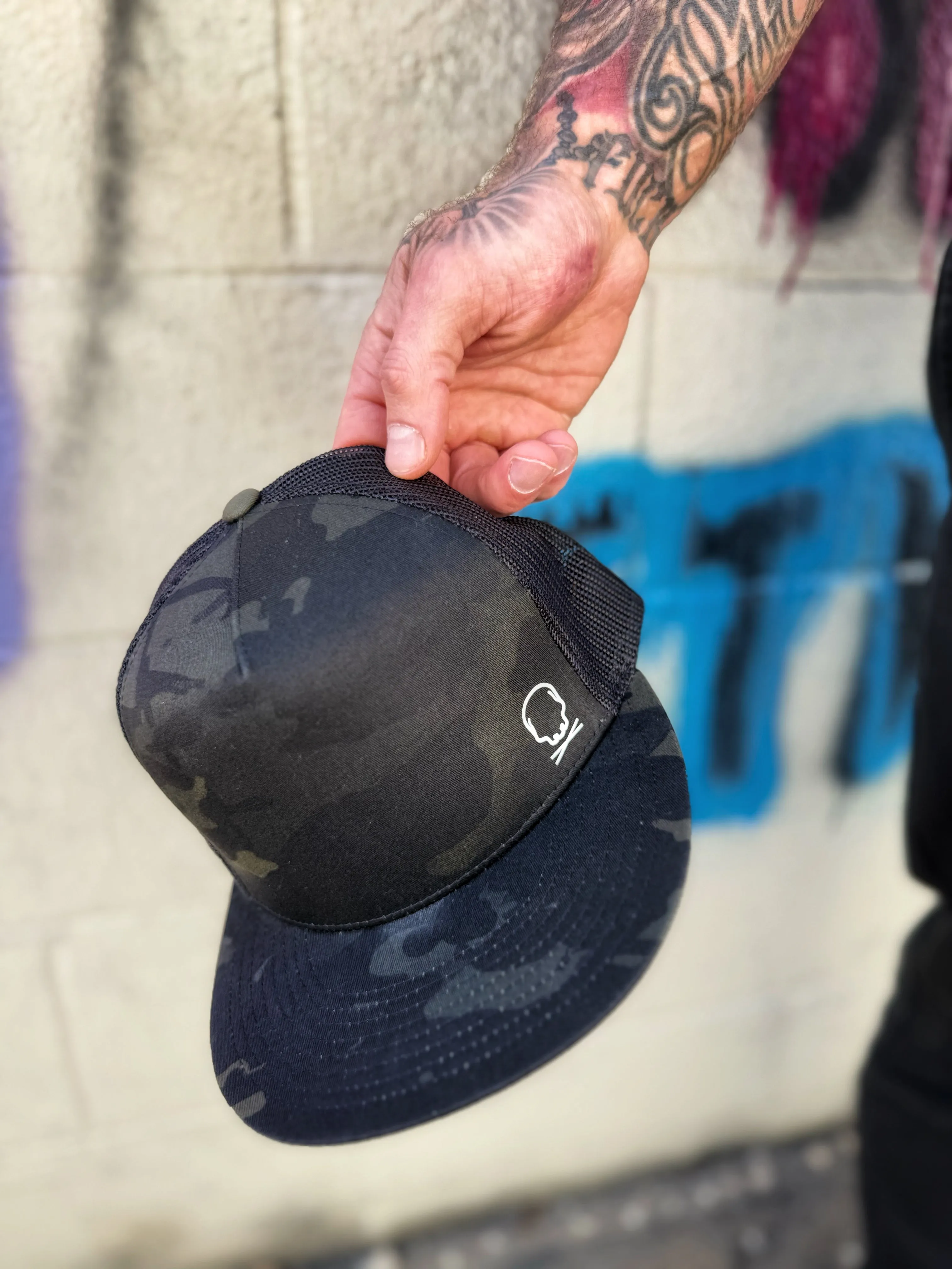 USA FLAG WHITE SIDE STYLE BLACK CAMO HAT