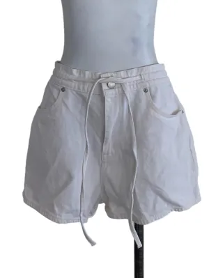 White Plain Short